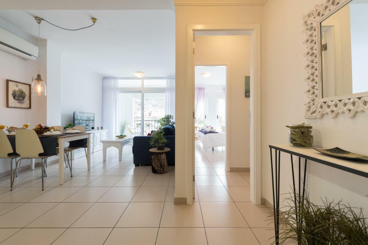 Mogan Beach | Carmitathome Puerto De Mogan Extérieur photo